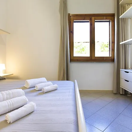 Arborea 56 Sea View Apartment Stintino